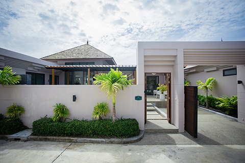 2 Bedrooms Pool Villa Phuket : Gold Chariot Private Pool Villa Phuket, Cherngtalay, Talang, Phuket,